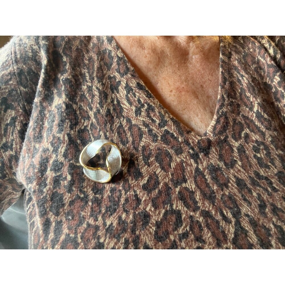 Napier Brooch Florentine Silver Gold Finish Women’s Vintage Fashion